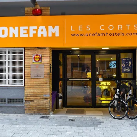 Onefam Les Corts-3